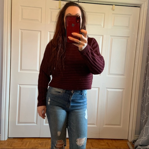 URBAN HERITAGE plum crop long sleeve sweater size large - Picture 2 of 11